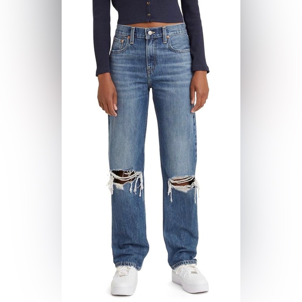 Levi low rise loose fit jeans